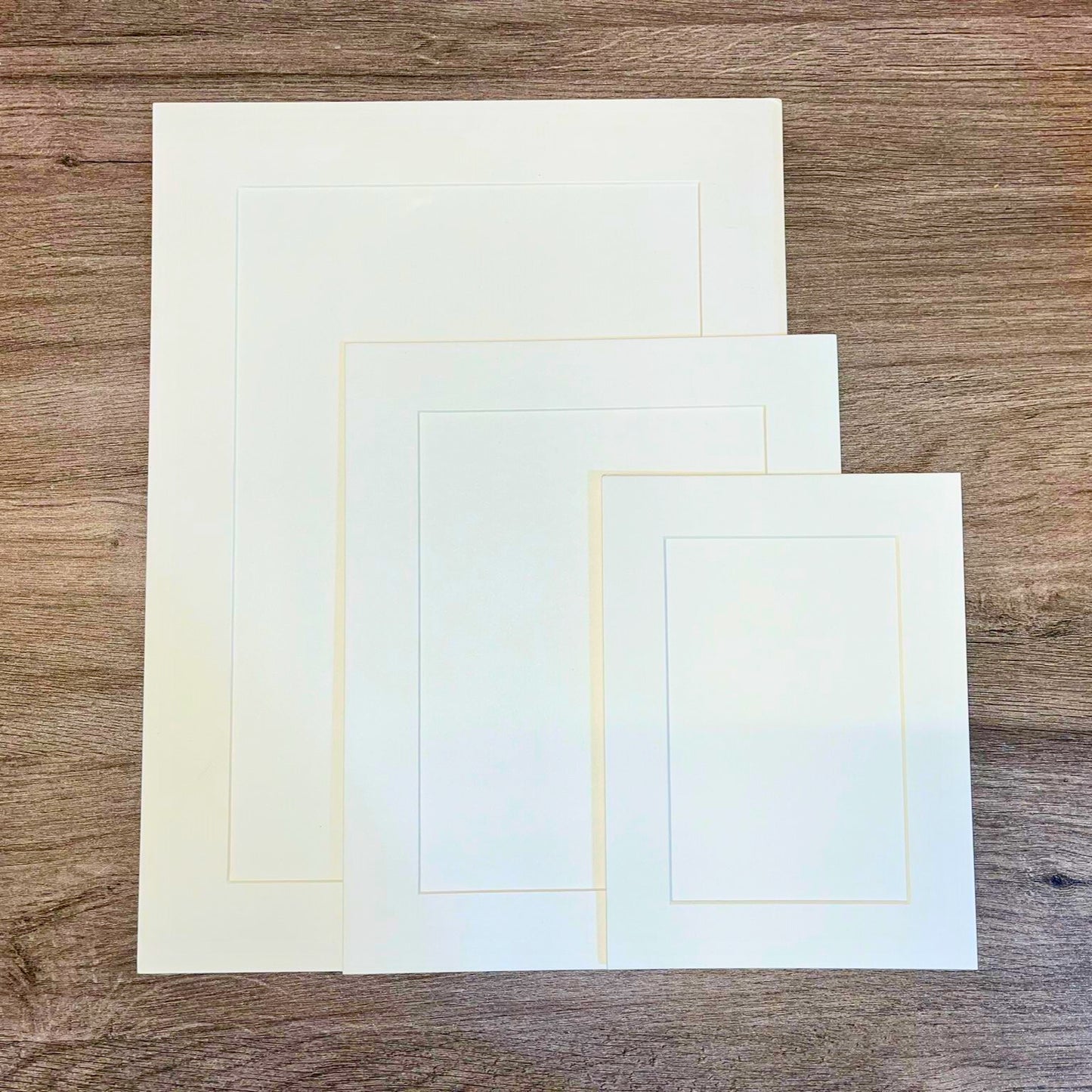 Rectangular Mounted Paper Photo Frame(White) - 白色長方形裱畫紙畫框